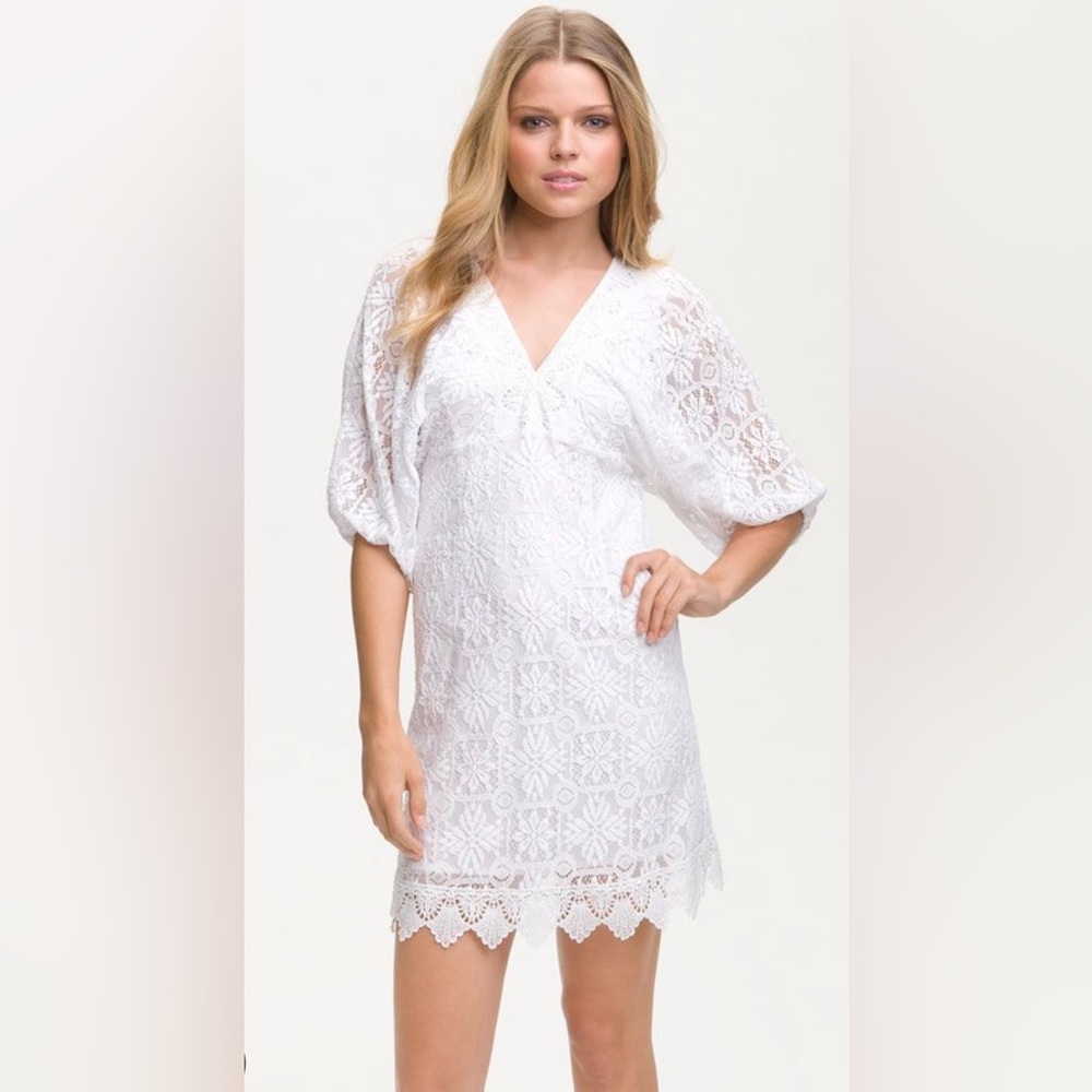 Laundry by Shelli Segal White Lace Dress. Size 6